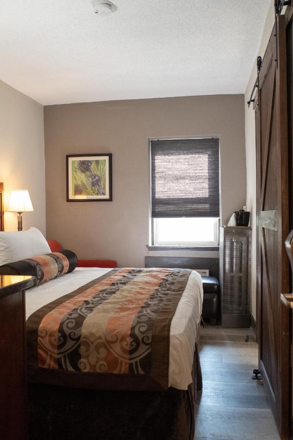 Hotel Chataura Dearborn Luaran gambar