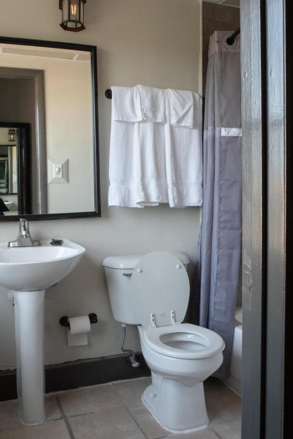 Hotel Chataura Dearborn Luaran gambar