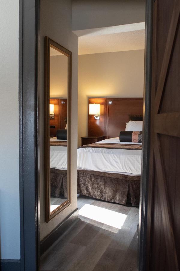 Hotel Chataura Dearborn Luaran gambar